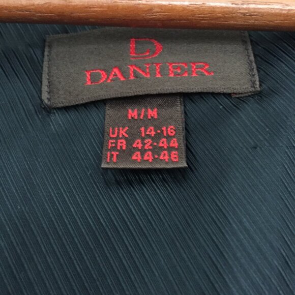 Danier Black Leather Medium Jacket with Removable Liner - Picture 2 of 5